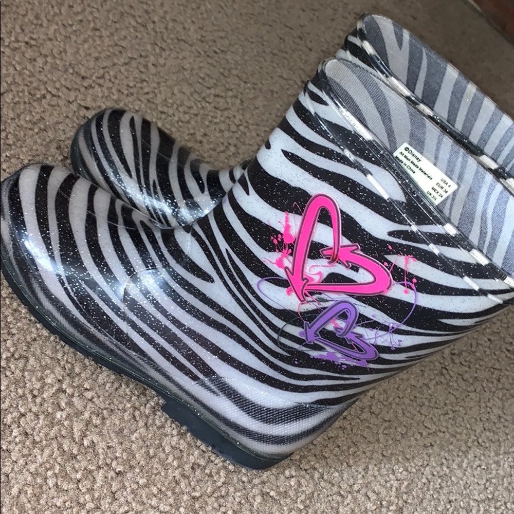 zebra rain boots